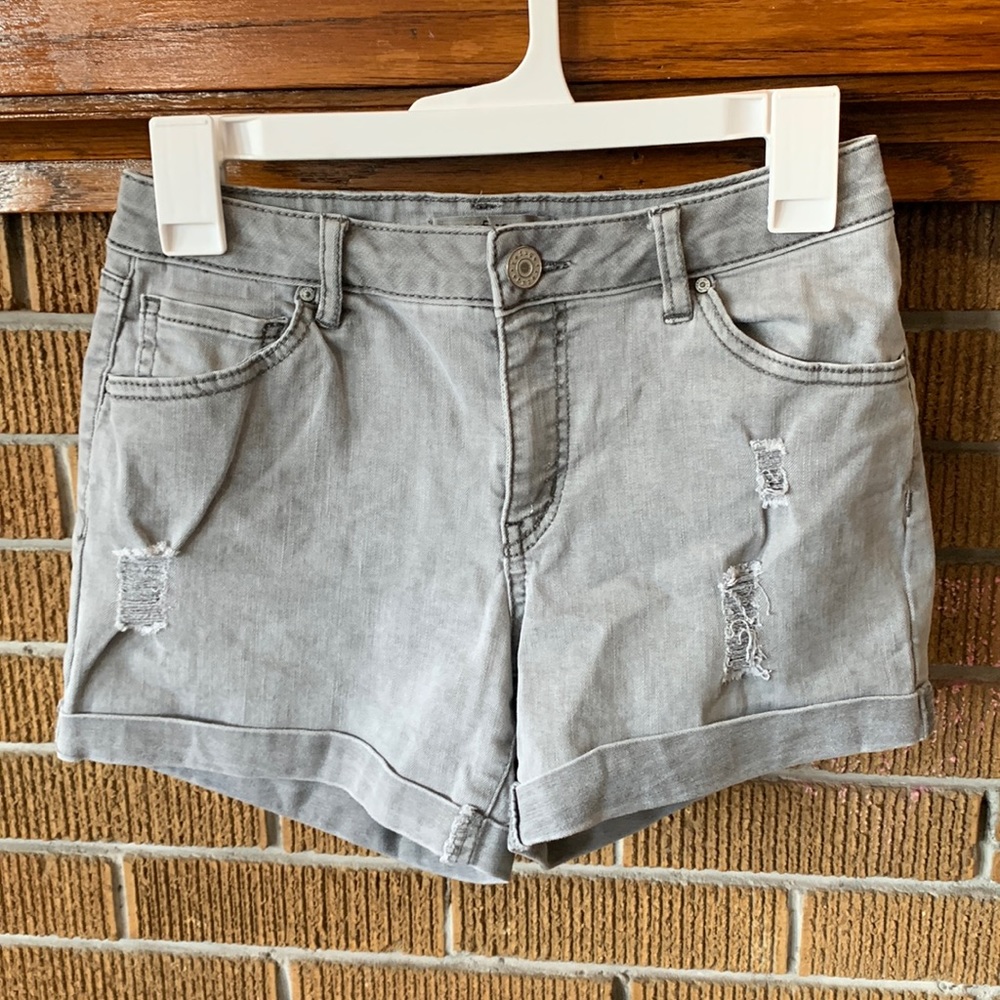 Women’s Refuge Shorts